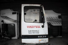 Φόρτωση εικόνας στο πρόγραμμα προβολής γκαλερί, ΠΟΡΤΑ MERCEDES ACTROS MEGA MP I ΔΕΞΙΑ (ΣΥΝΟΔΗΓΟΥ) - Foreas Truck Parts Store
