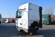 Φόρτωση εικόνας στο πρόγραμμα προβολής γκαλερί, ΚΑΜΠΙΝΑ MERCEDES ACTROS MP II MEGA SPACE - Foreas Truck Parts Store